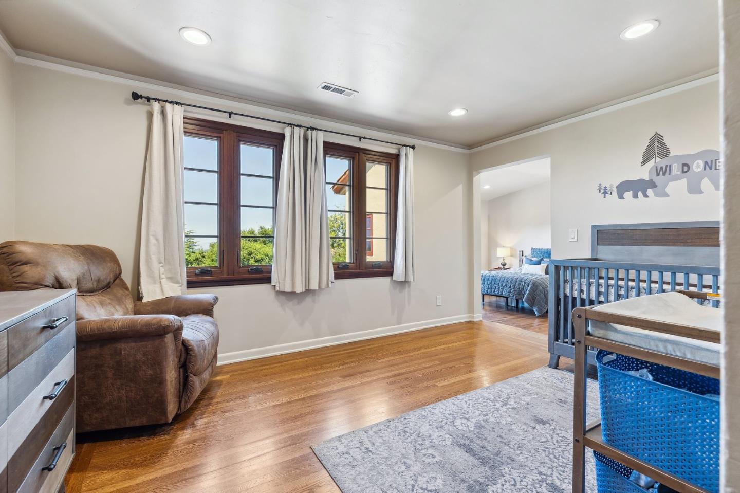 333 Crest Drive San Jose, CA 95127 - Photo 33 of 69 a living room with furniture and a window