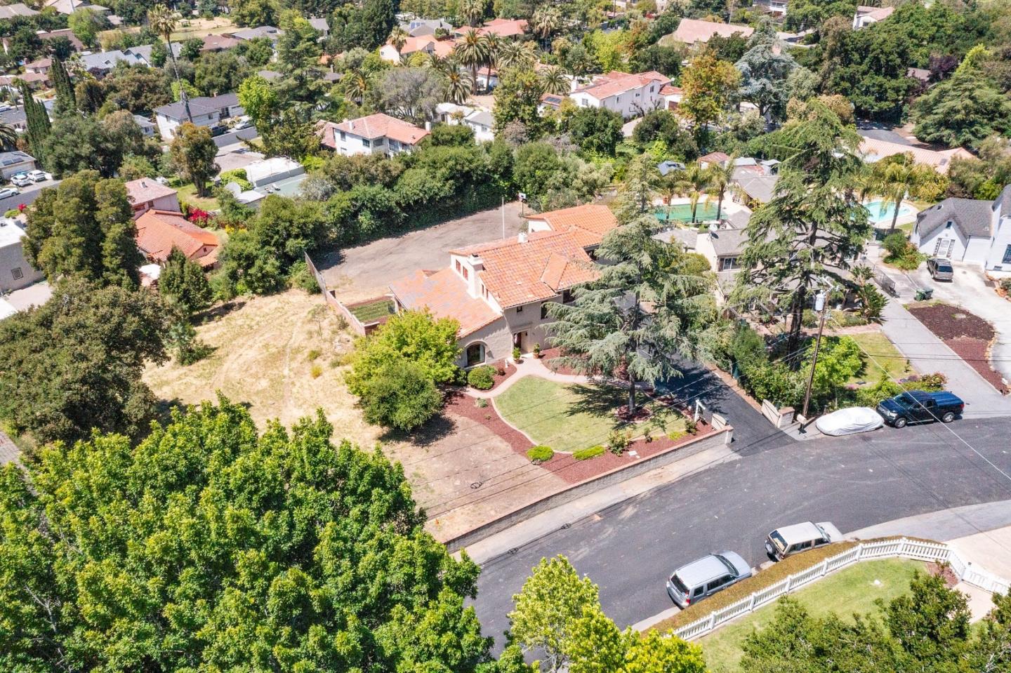 333 Crest Drive San Jose, CA 95127 - Photo 7 of 69