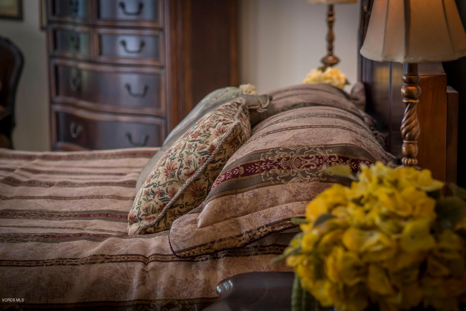 11112 Red Barn Road Camarillo, CA 93012 - Photo 26 of 54 11112 Red Barn Rd Camarillo CA-large-026