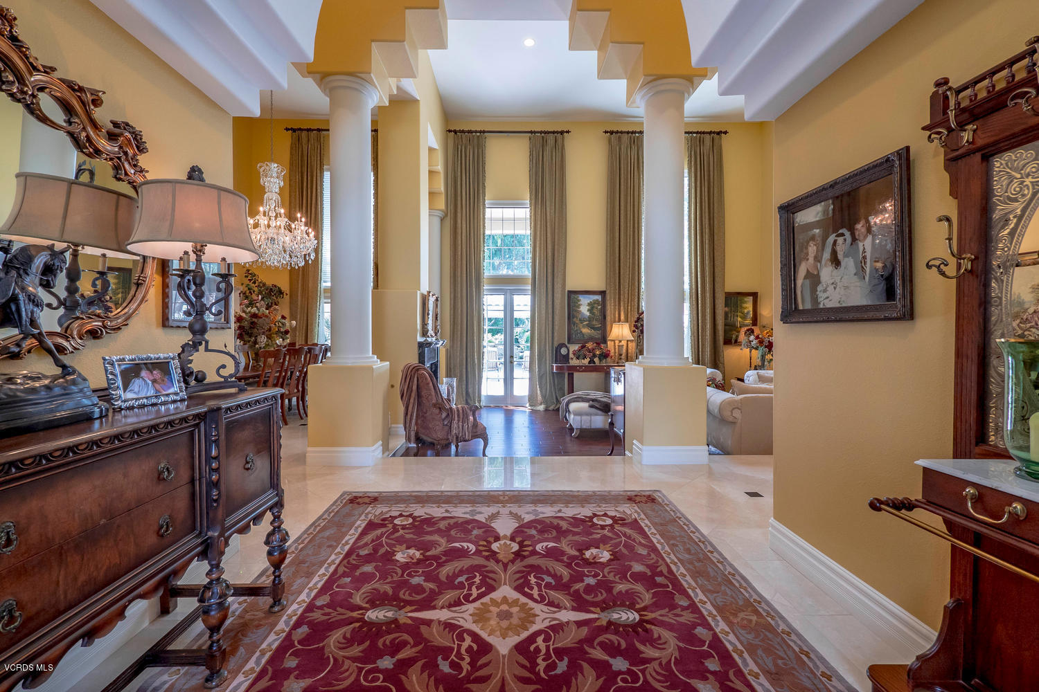 11112 Red Barn Road Camarillo, CA 93012 - Photo 7 of 54 11112 Red Barn Rd Camarillo CA-large-007