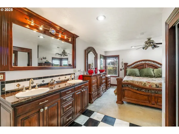 $829,000 | 8758 Stayton Road Southeast, Turner, OR 97392