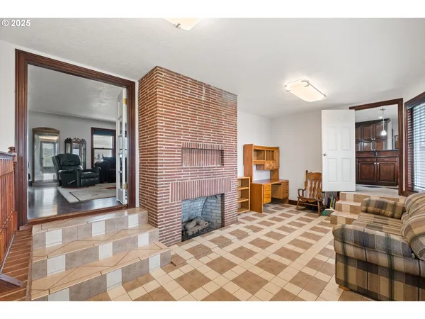 $829,000 | 8758 Stayton Road Southeast, Turner, OR 97392