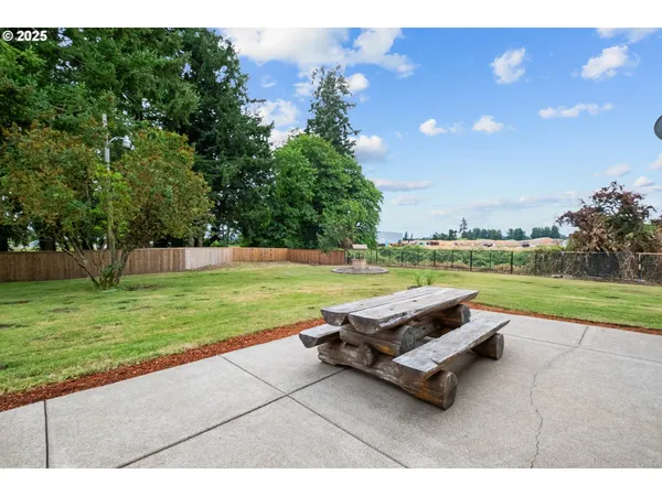 $829,000 | 8758 Stayton Road Southeast, Turner, OR 97392