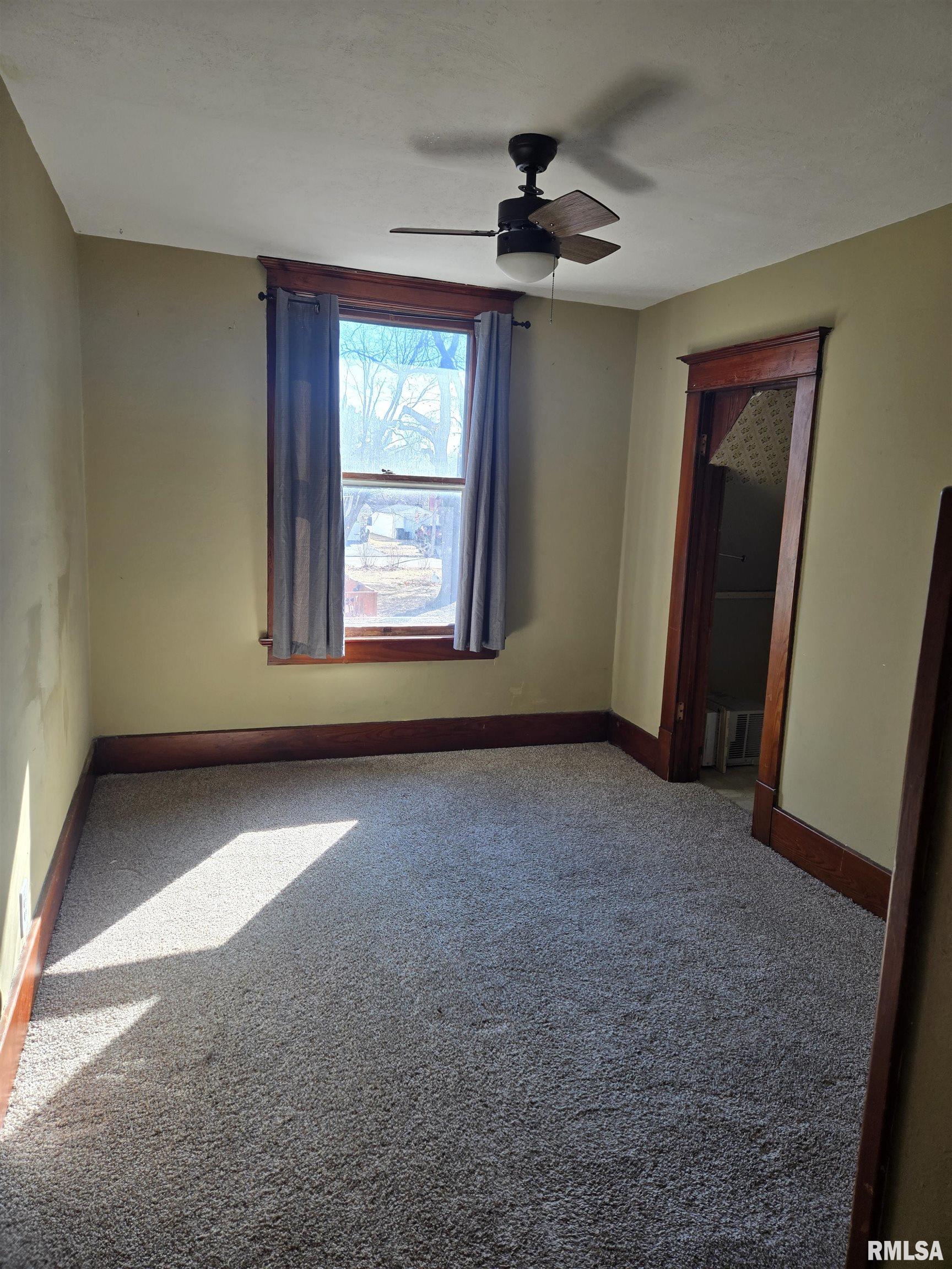 134 North Ave D Canton, IL 61520 - Photo 19 of 26