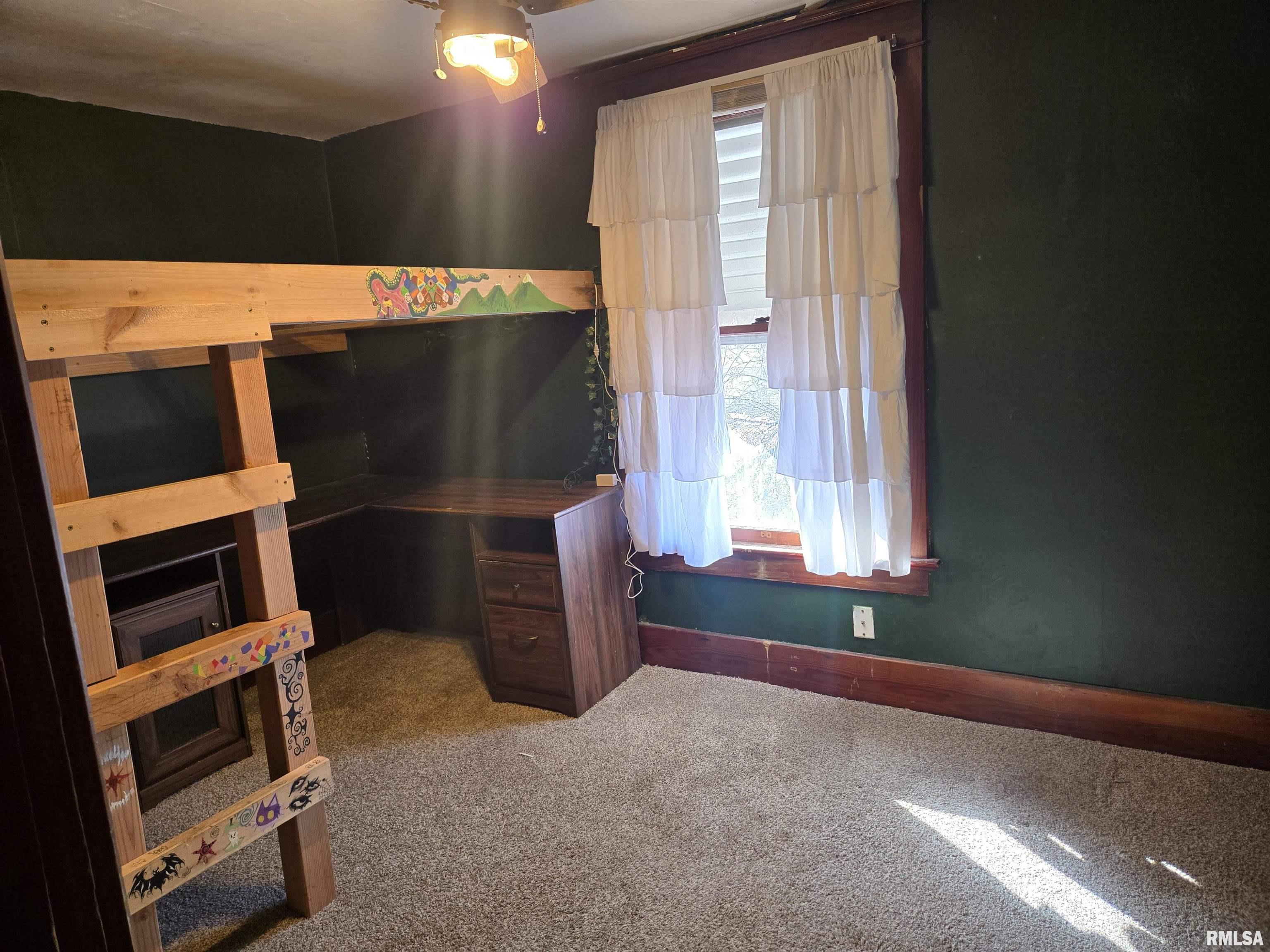 134 North Ave D Canton, IL 61520 - Photo 20 of 26