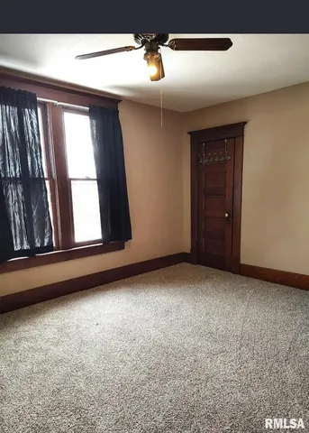 $99,900 | 134 North Ave D, Canton, IL 61520
