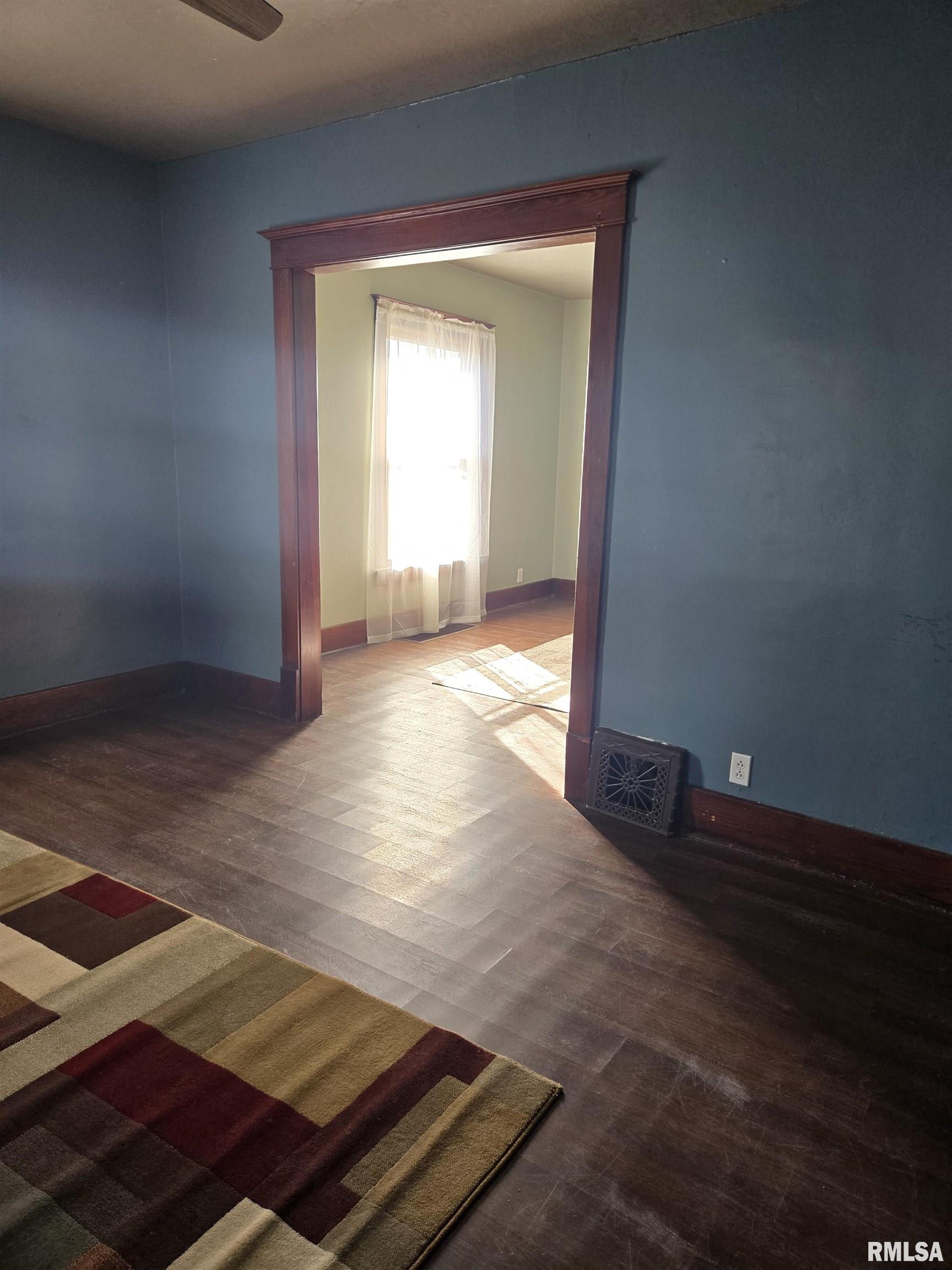 134 North Ave D Canton, IL 61520 - Photo 6 of 26