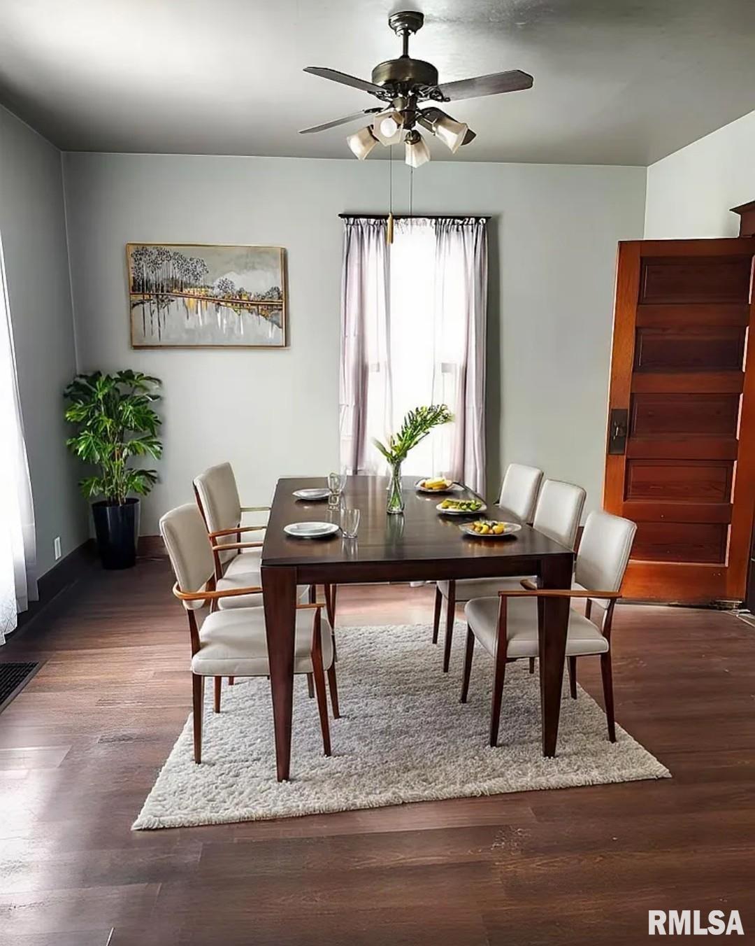 134 North Ave D Canton, IL 61520 - Photo 9 of 26