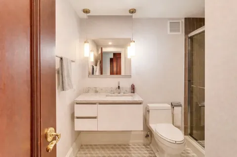 $1,280,000 | 100 East Huron Street, Unit 3505, Chicago, IL 60611