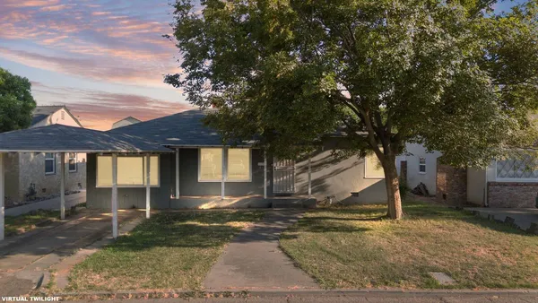 $250,000 | 229 West Colonial Drive, Hanford, CA 93230