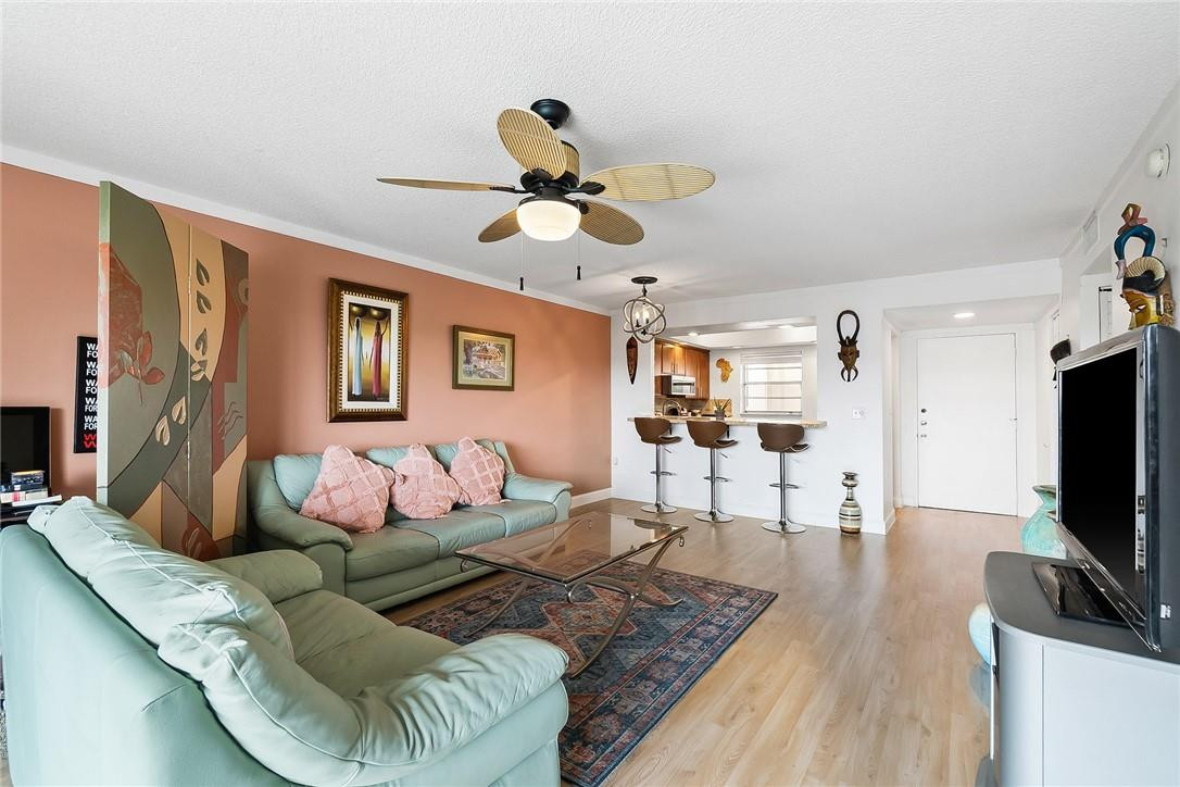 7785 Southwest 86th Street, Unit E413 Miami, FL 33143 - Photo 3 of 20 Photo 3