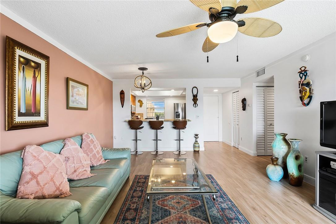 7785 Southwest 86th Street, Unit E413 Miami, FL 33143 - Photo 4 of 20 Photo 4