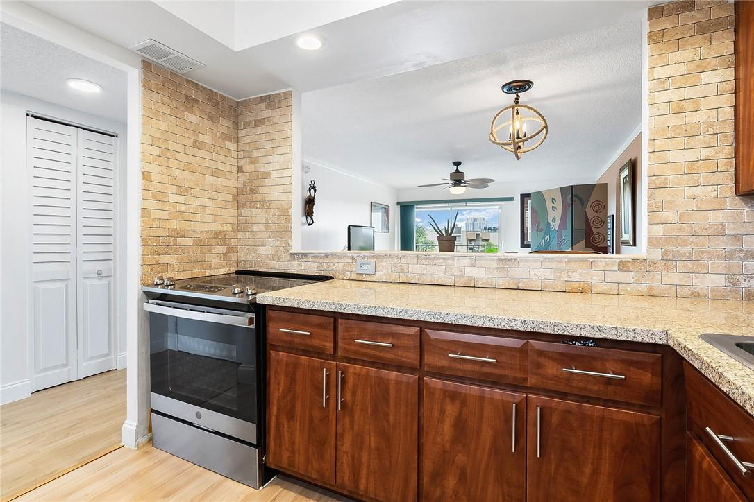 7785 Southwest 86th Street, Unit E413 Miami, FL 33143 - Photo 8 of 20 Photo 8