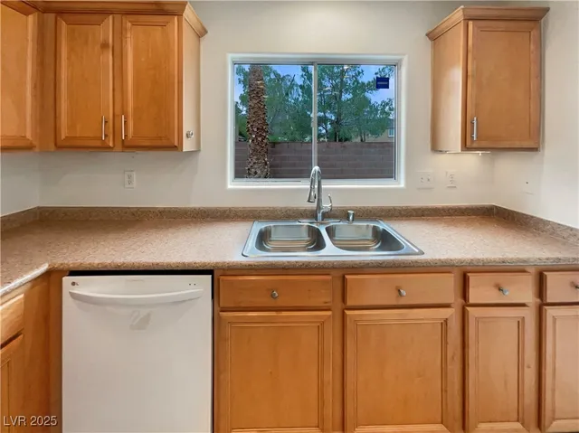 $448,000 | 1129 Autumn Dove Court, Henderson, NV 89052