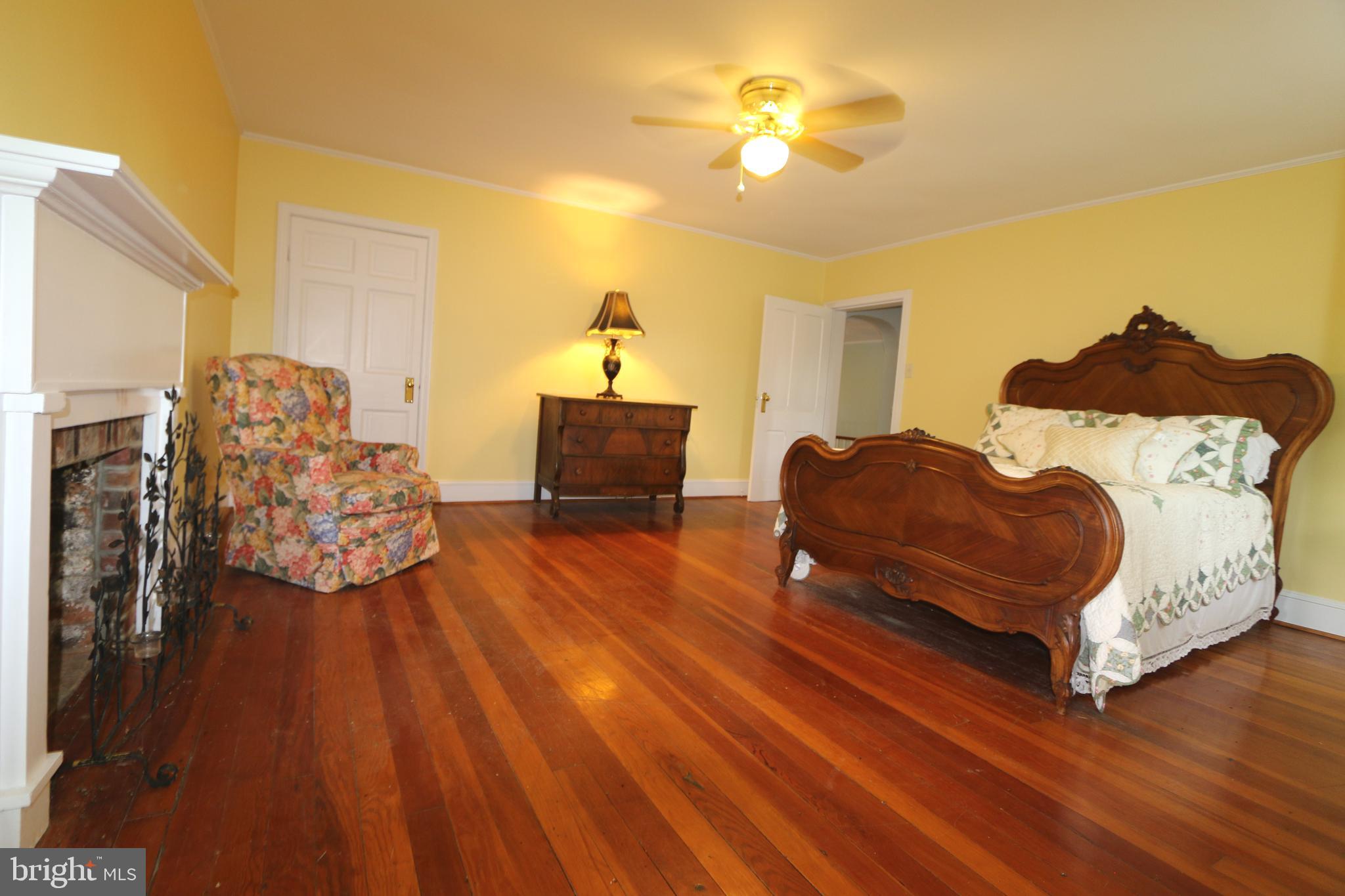 1069 Valley Road Knoxville, MD 21758 - Photo 17 of 35 Master Bedroom