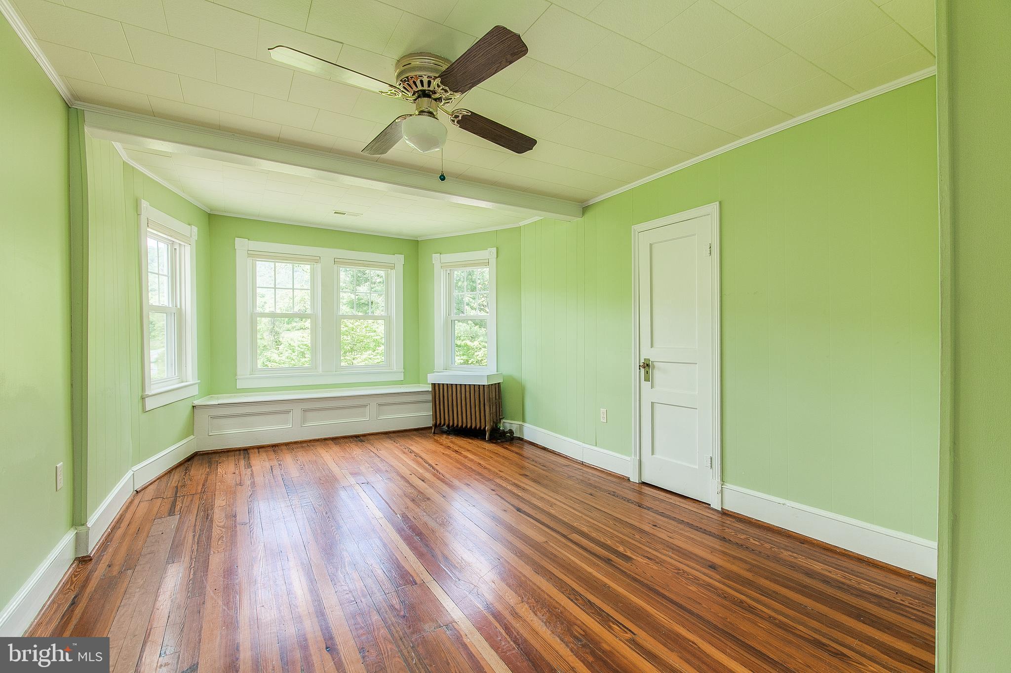 1069 Valley Road Knoxville, MD 21758 - Photo 19 of 35 Bedroom