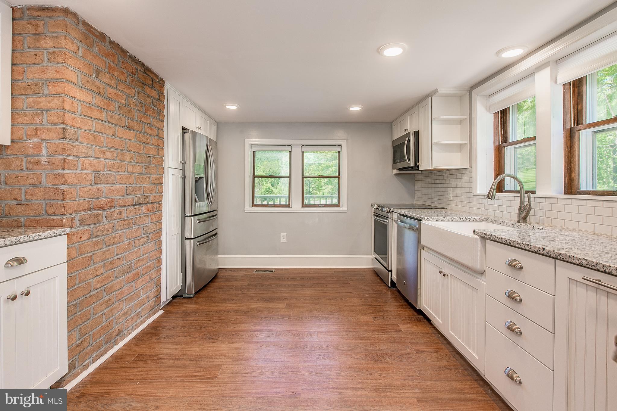 1069 Valley Road Knoxville, MD 21758 - Photo 10 of 35 Kitchen