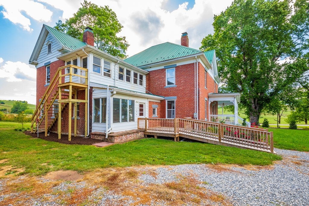 3305 Blacklick Road Rural Retreat, VA 24368 - Photo 46 of 75 Gallery Image 46