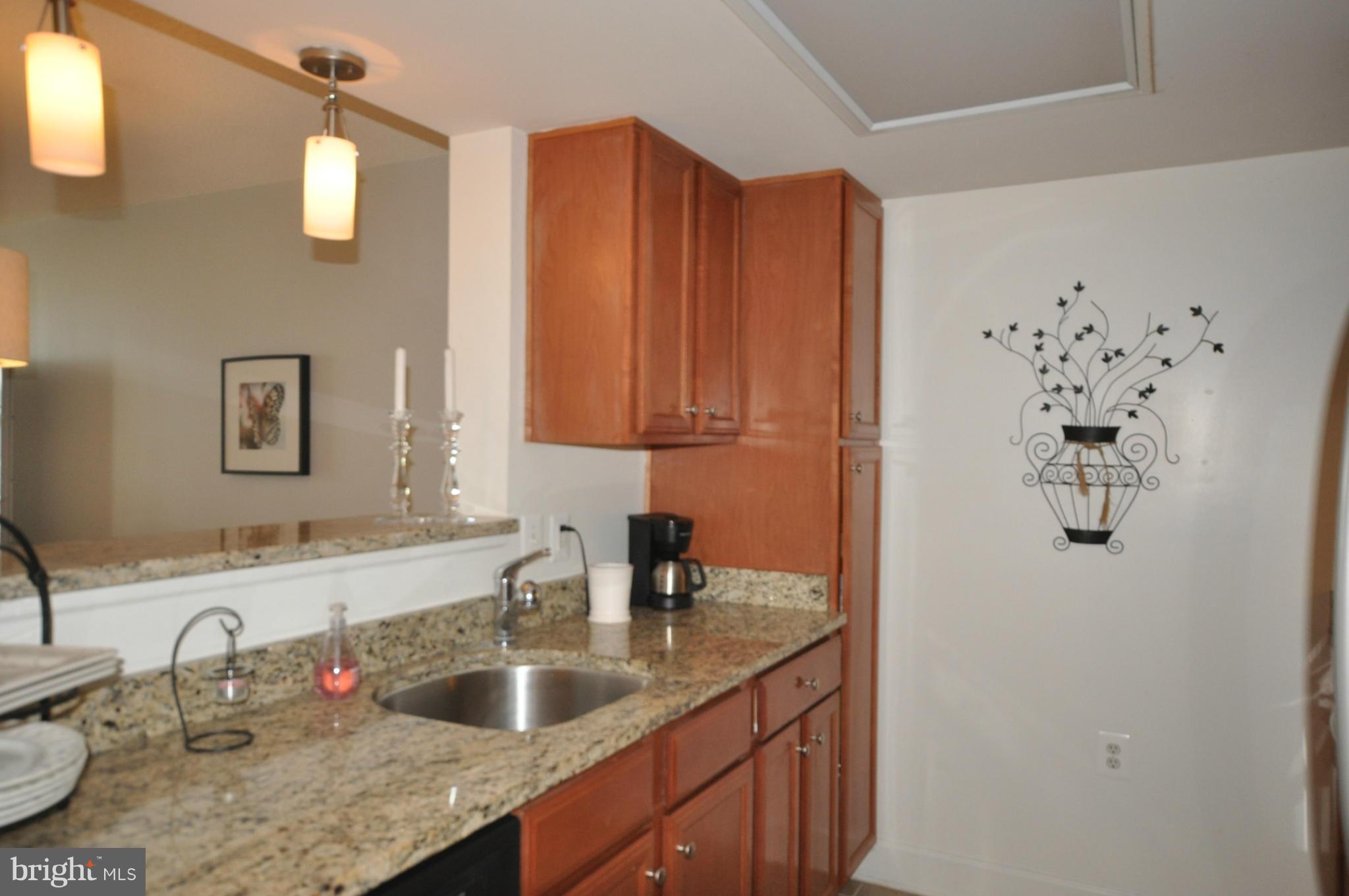 11800 Sunset Hills Road, Unit 716 Reston, VA 20190 - Photo 9 of 15 Kitchen