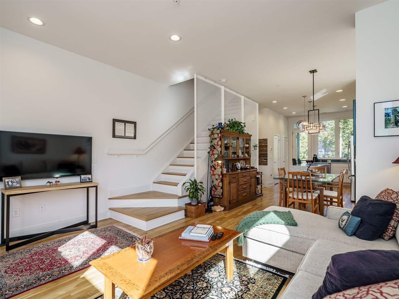 537 New Bern Avenue, Unit 109 Raleigh, NC 27601 - Photo 5 of 30 Living Room