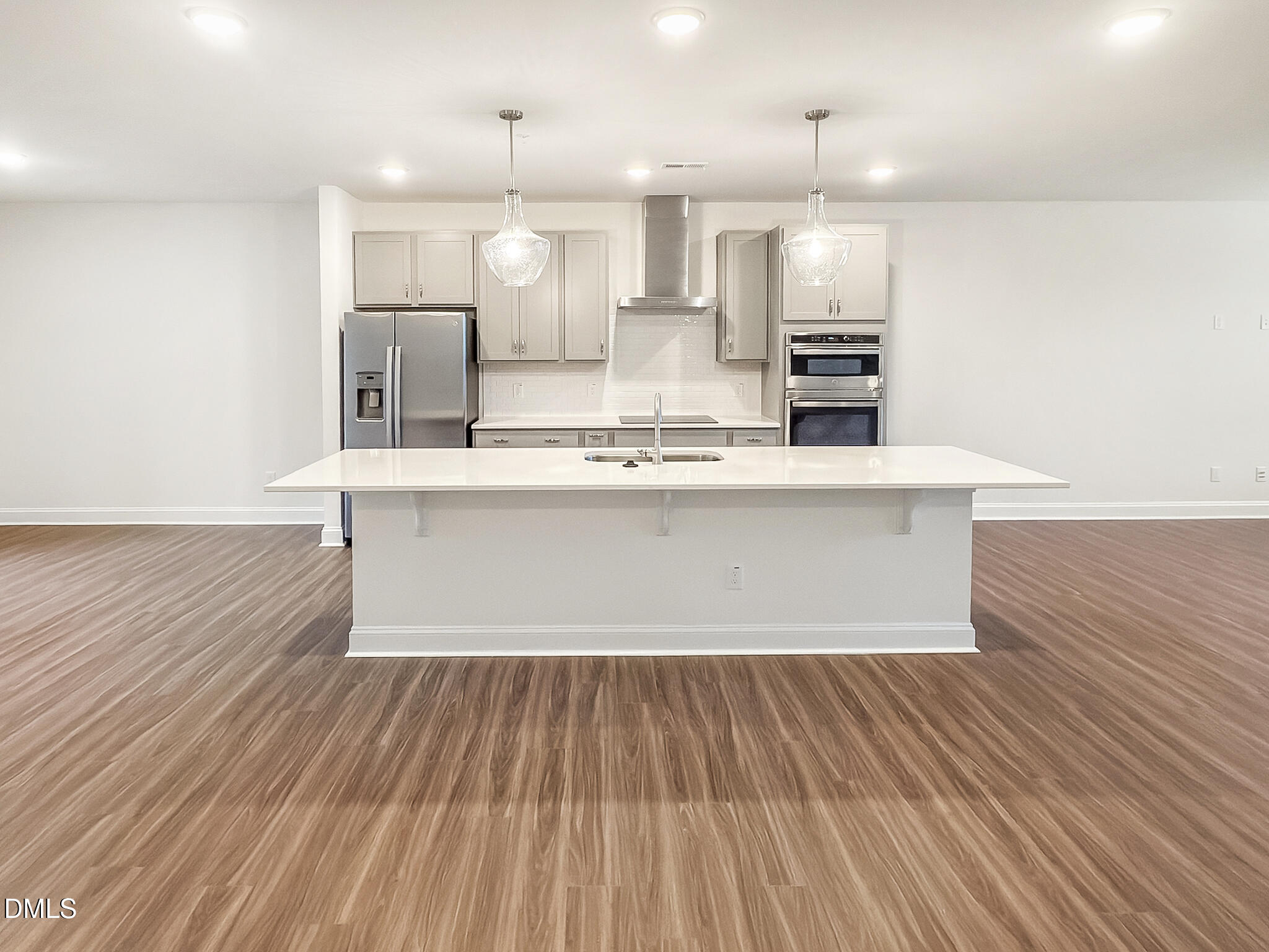 10531 Pleasant Br Drive, Unit 201 Raleigh, NC 27614 - Photo 3 of 37 IMG_2553