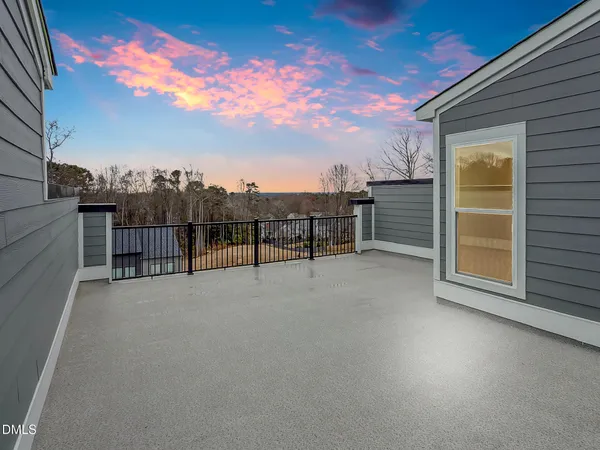 a view of a terrace with sky view