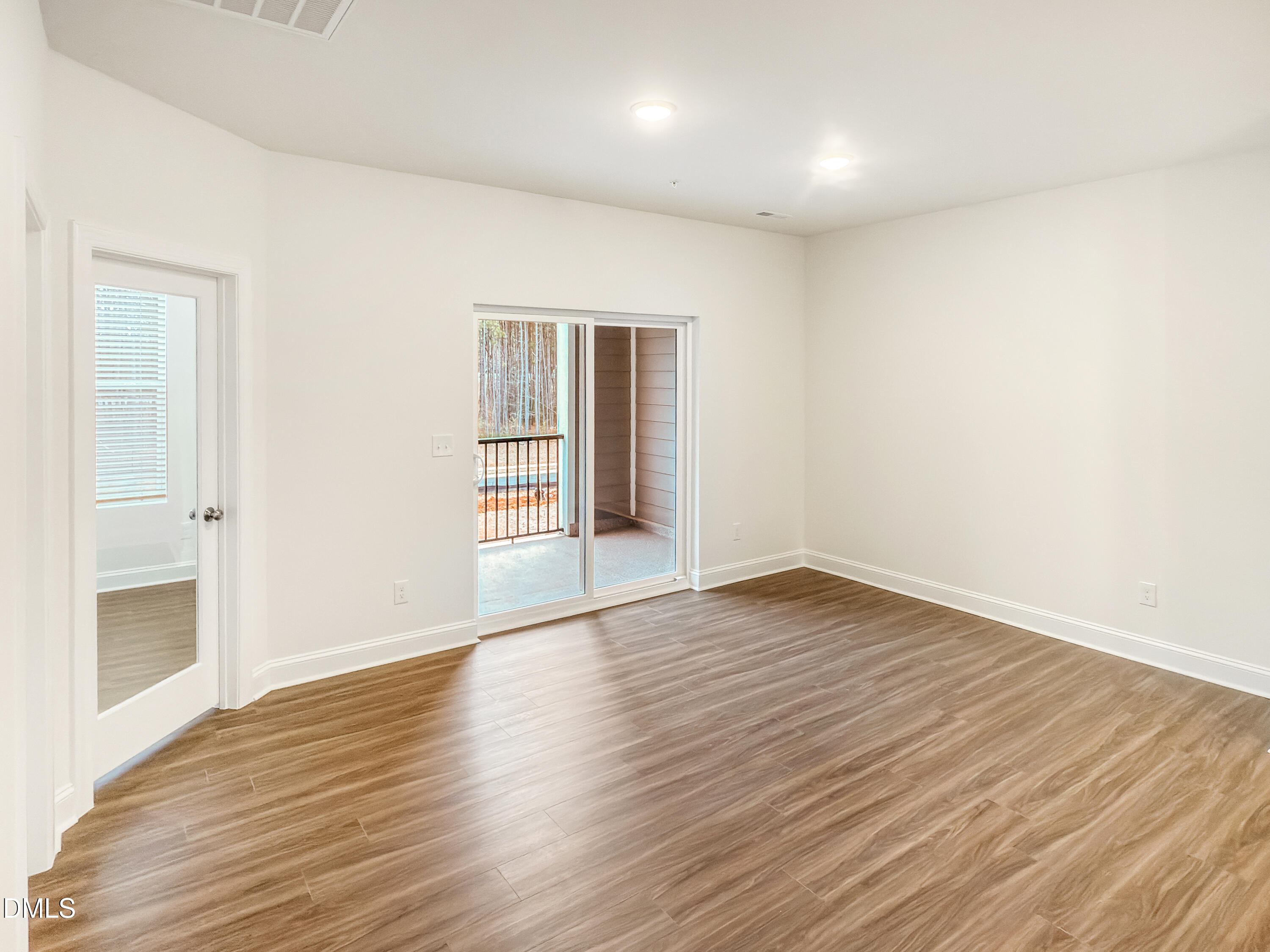 10531 Pleasant Br Drive, Unit 201 Raleigh, NC 27614 - Photo 9 of 37 IMG_2554