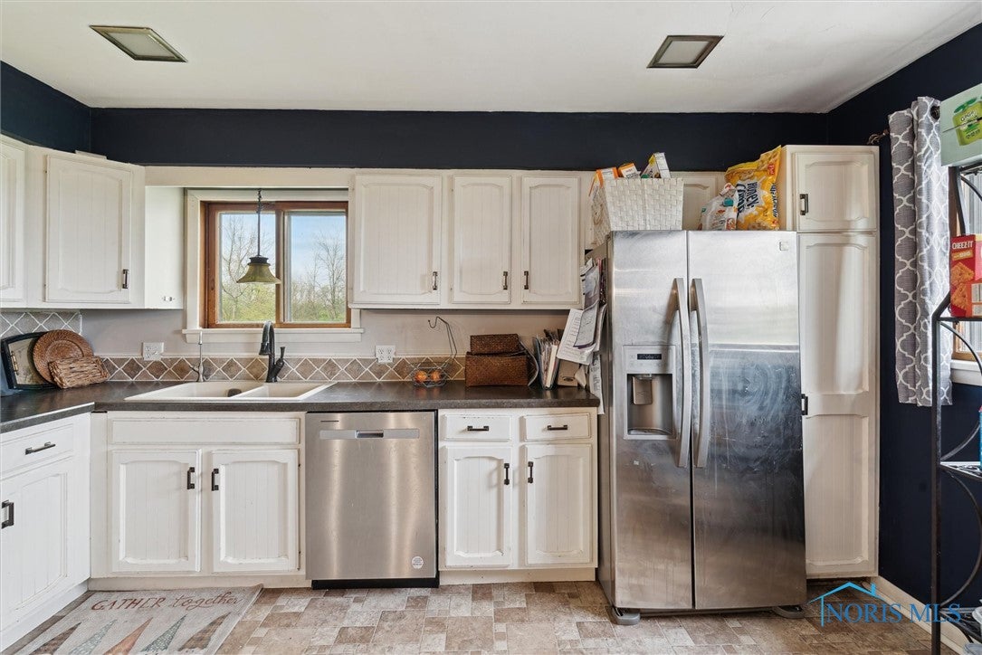 24203 West Reservation Line Road Curtice, OH 43412 - Photo 18 of 42 Gallery Image 18