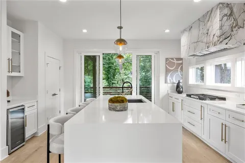 $1,250,000 | 24 Hutchinson Street Northeast, Atlanta, GA 30307