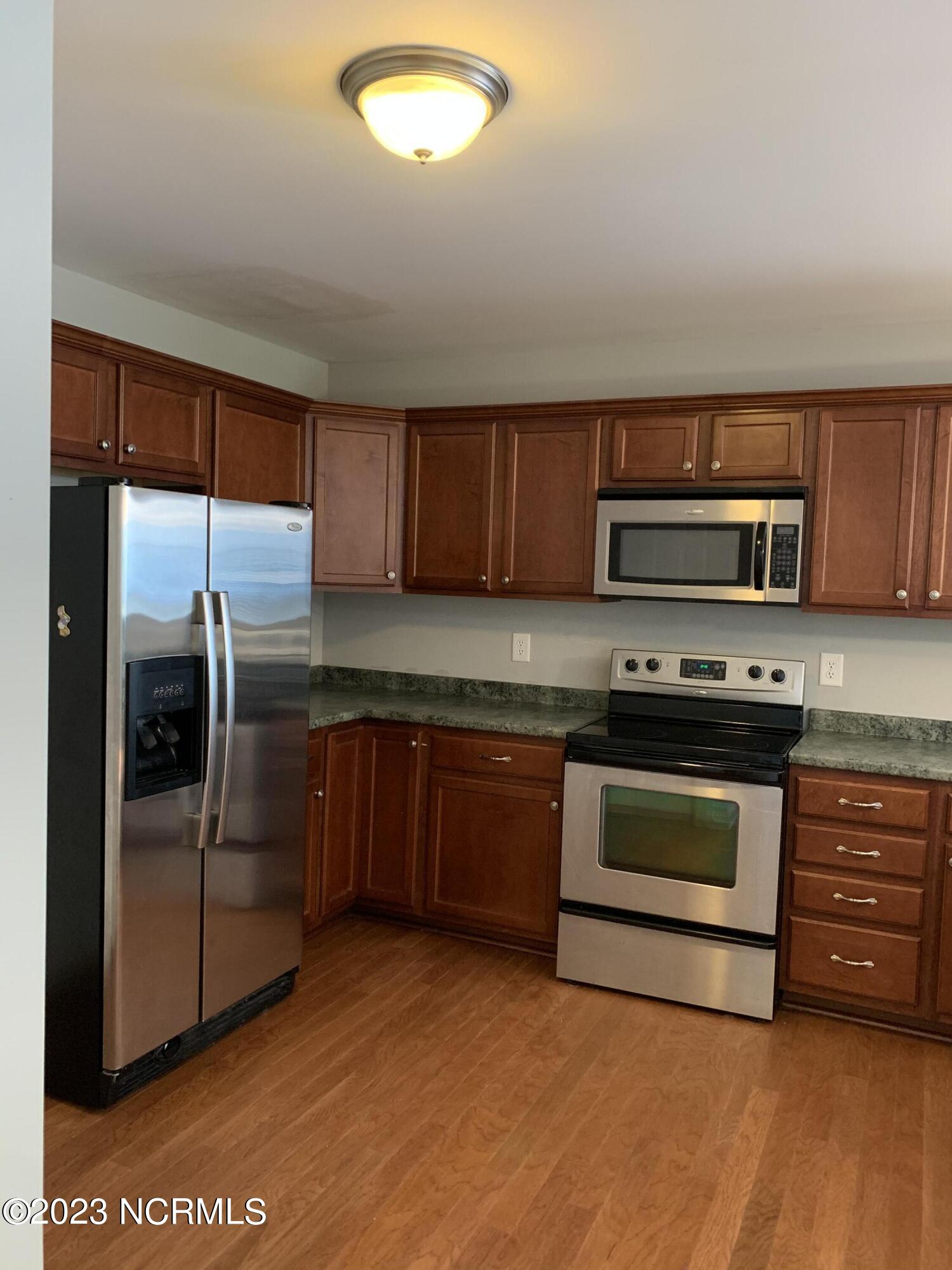 3152 Ruth Court Greenville, NC 27834 - Photo 6 of 14 BE054AA4-C27C-48CE-9598-16B52D540850