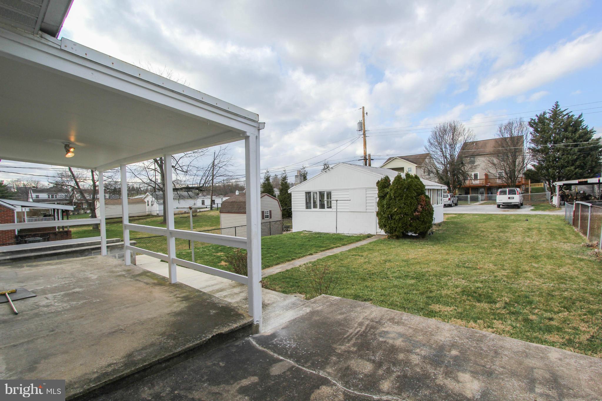 716 Interval Road Hagerstown, MD 21740 - Photo 15 of 15 Exterior (Rear)