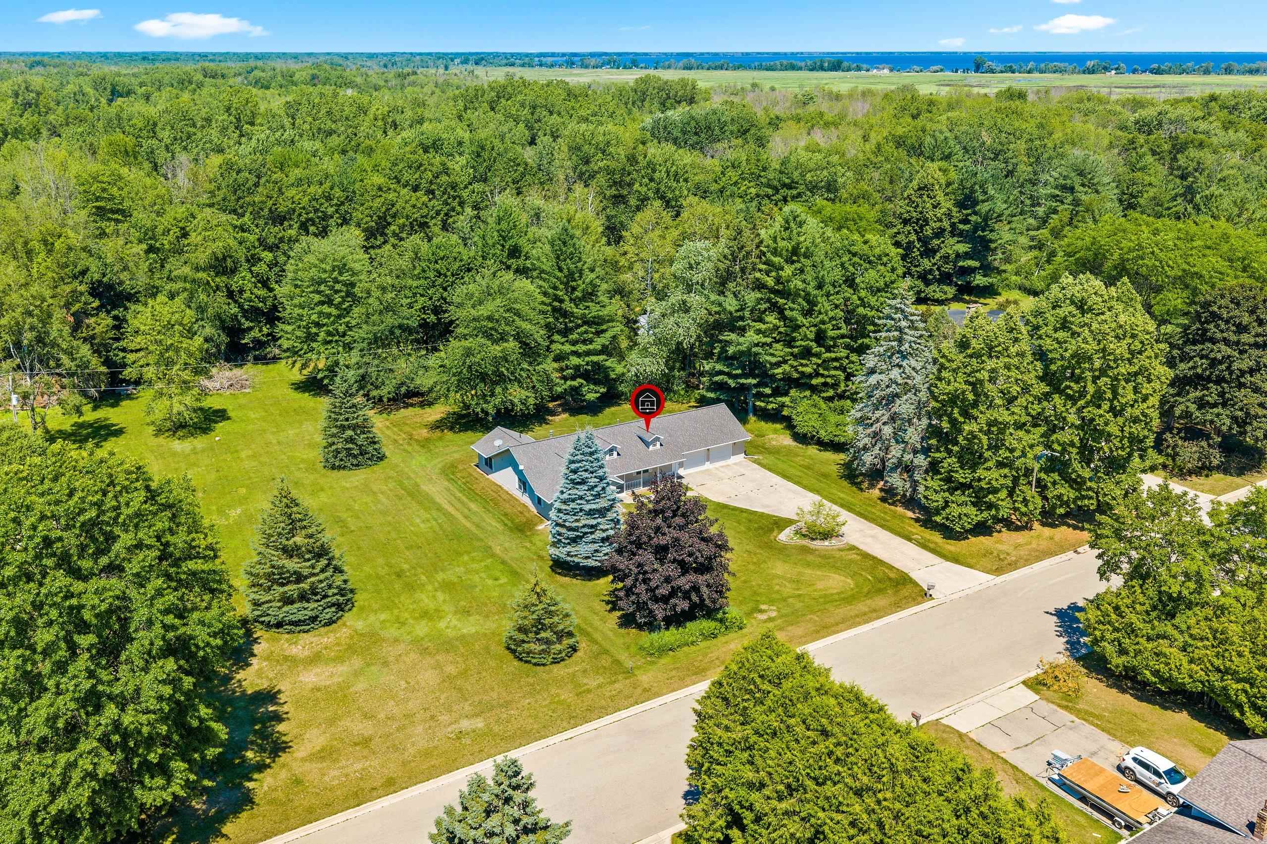 429 Jackson Street Oconto, WI 54153 - Photo 43 of 48