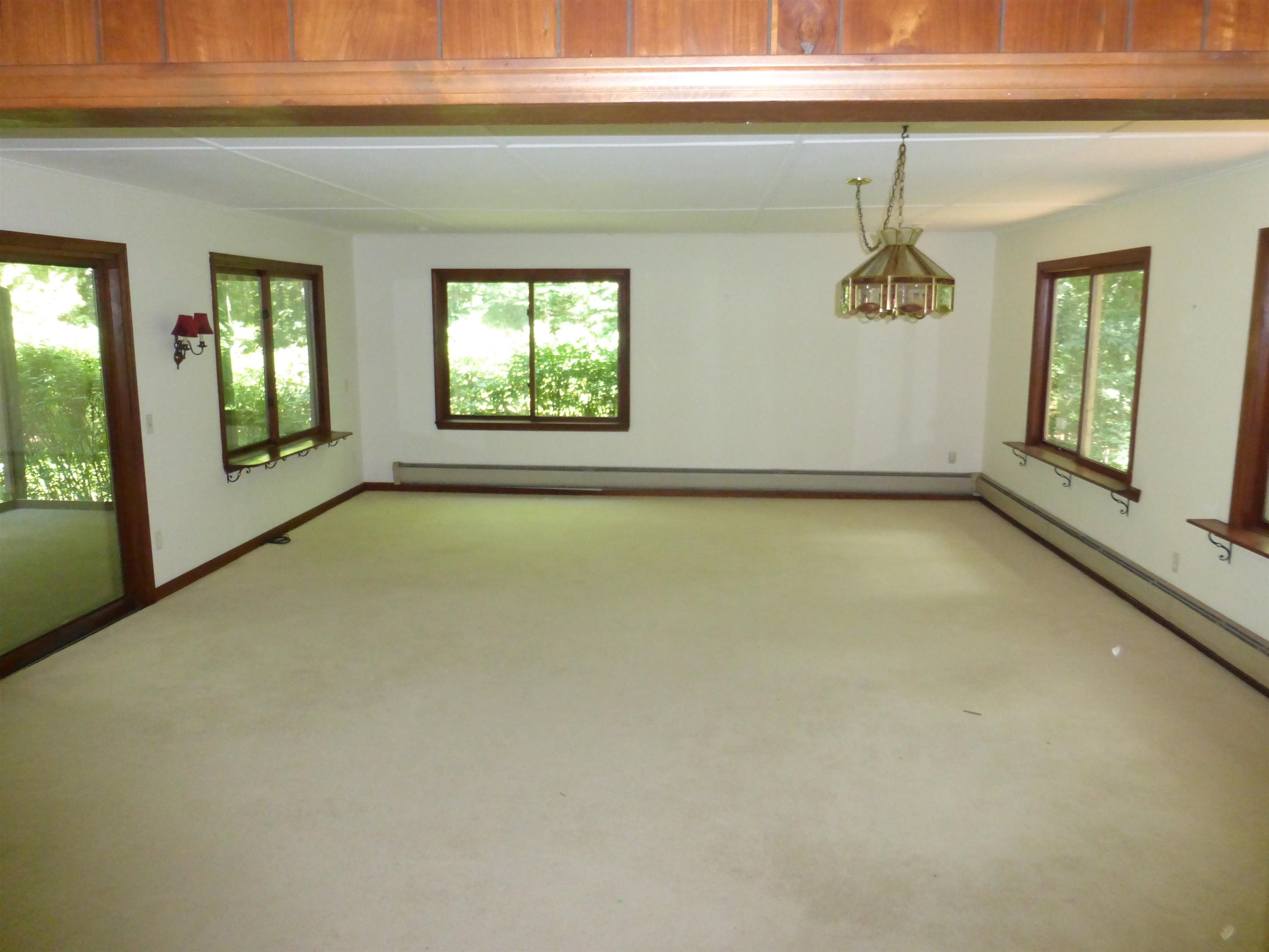 358 Page Road Bow, NH 03304 - Photo 11 of 33 Gallery Image 11