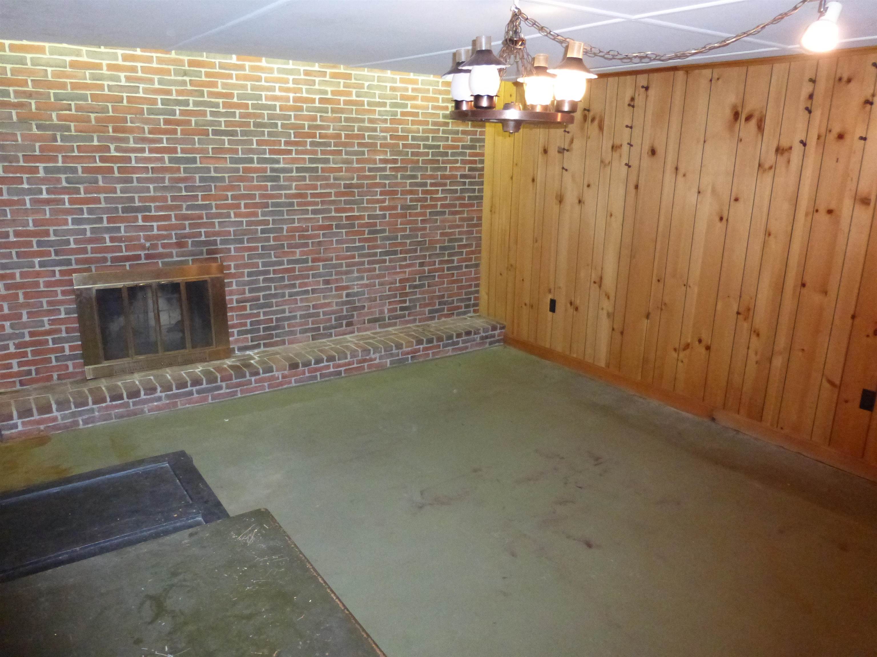 358 Page Road Bow, NH 03304 - Photo 22 of 33 Gallery Image 22