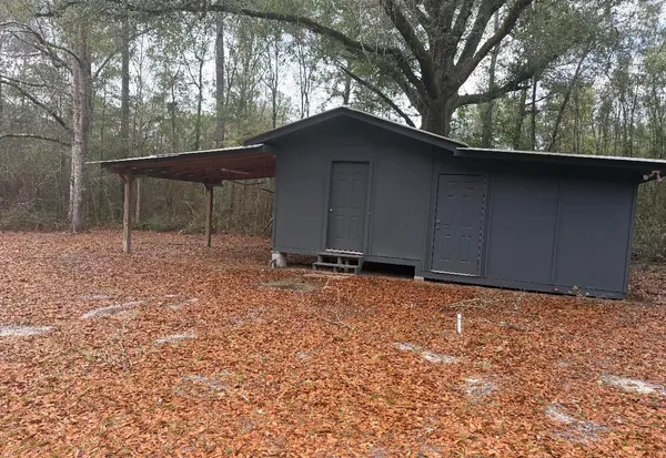 $1,800 | 3083 Lake Sue Drive, Crestview, FL 32539