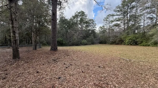 $1,800 | 3083 Lake Sue Drive, Crestview, FL 32539