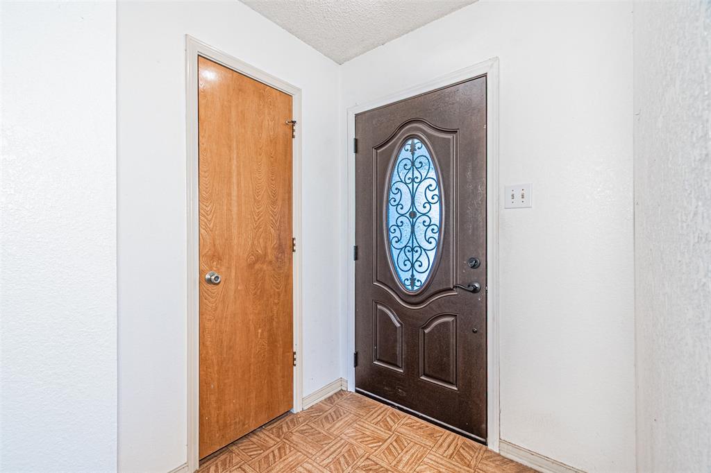 108 Cole Road Red Oak, TX 75154 - Photo 11 of 30 a view of a hallway with elevator