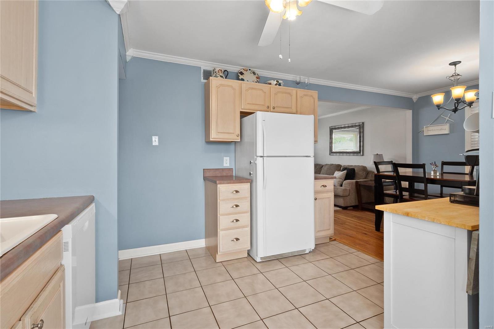 4137 Weber Road St. Louis, MO 63123 - Photo 8 of 26