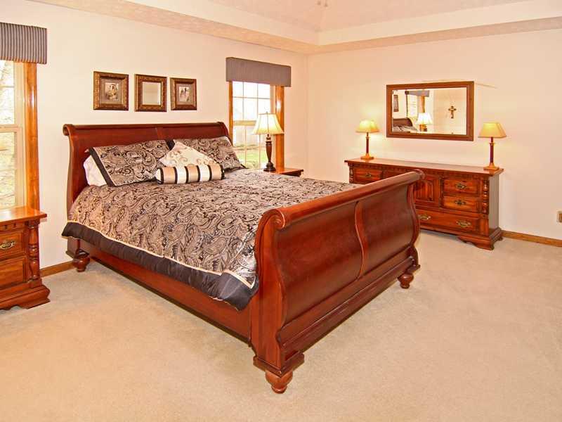 305 Sycamore Ridge Court Avon, IN 46123 - Photo 14 of 24 Gallery Image 14