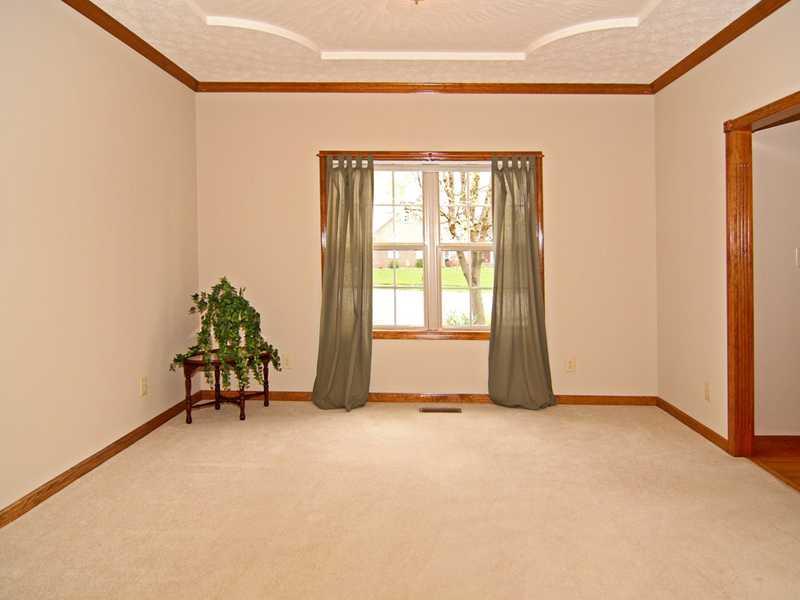 305 Sycamore Ridge Court Avon, IN 46123 - Photo 5 of 24 Gallery Image 5