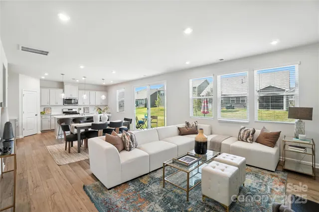 $389,990 | 2829 Westmont Drive, Gastonia, NC 28052