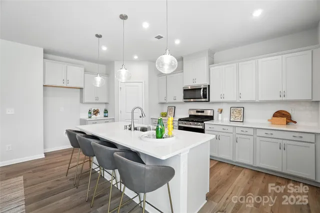 $389,990 | 2829 Westmont Drive, Gastonia, NC 28052