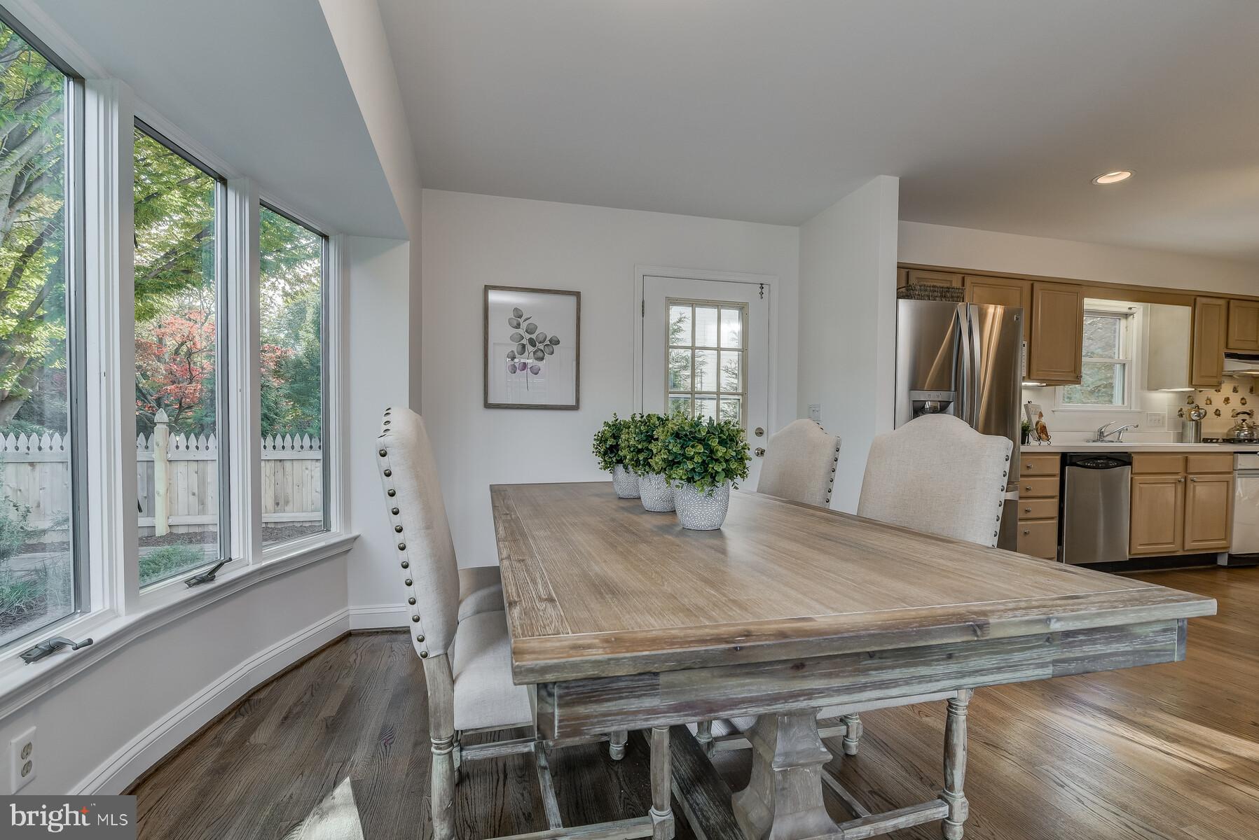5717 Ogden Road Bethesda, MD 20816 - Photo 19 of 58 Breakfast room overlooking the backyard