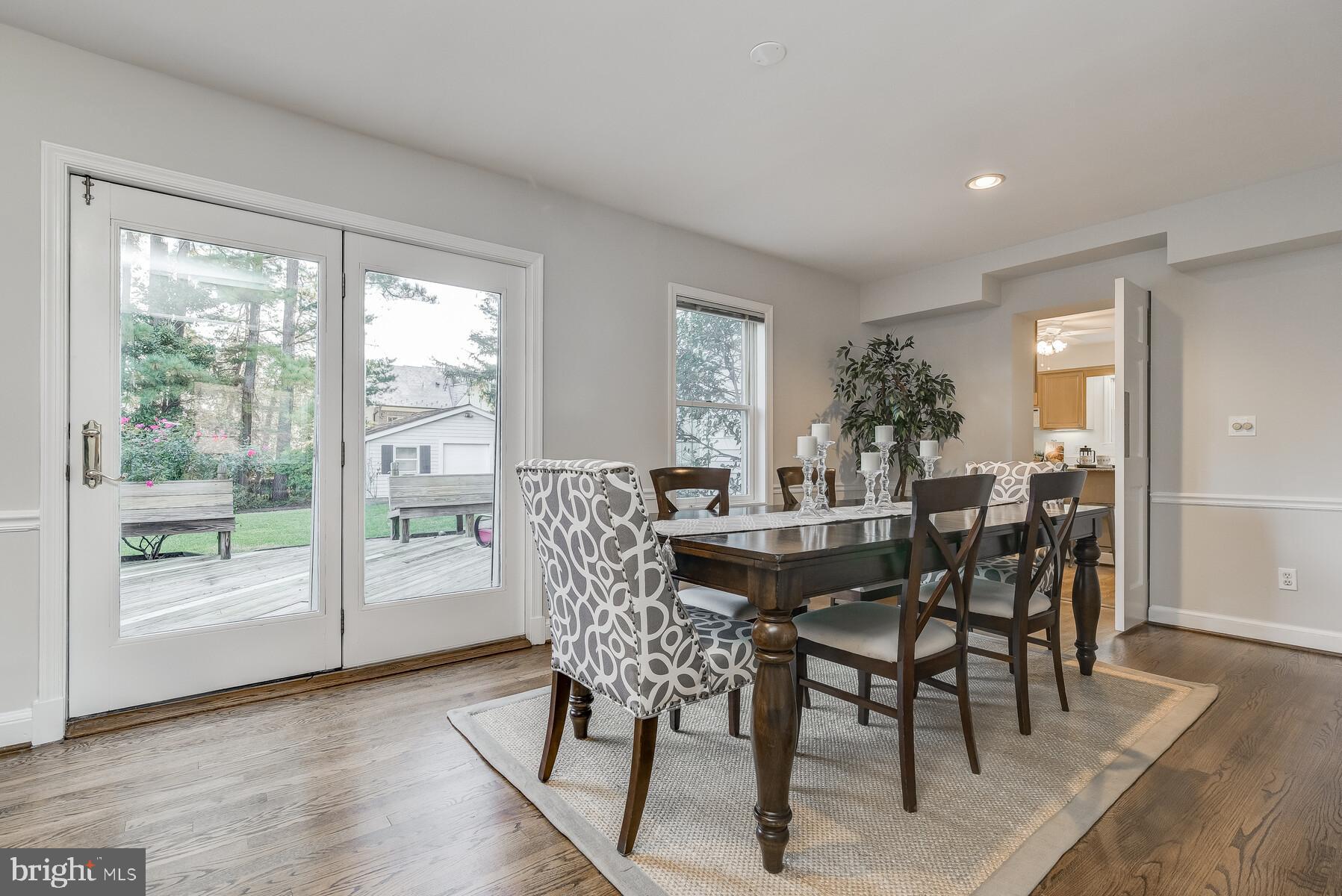 5717 Ogden Road Bethesda, MD 20816 - Photo 21 of 58 DR overlooks the deck & backayrd