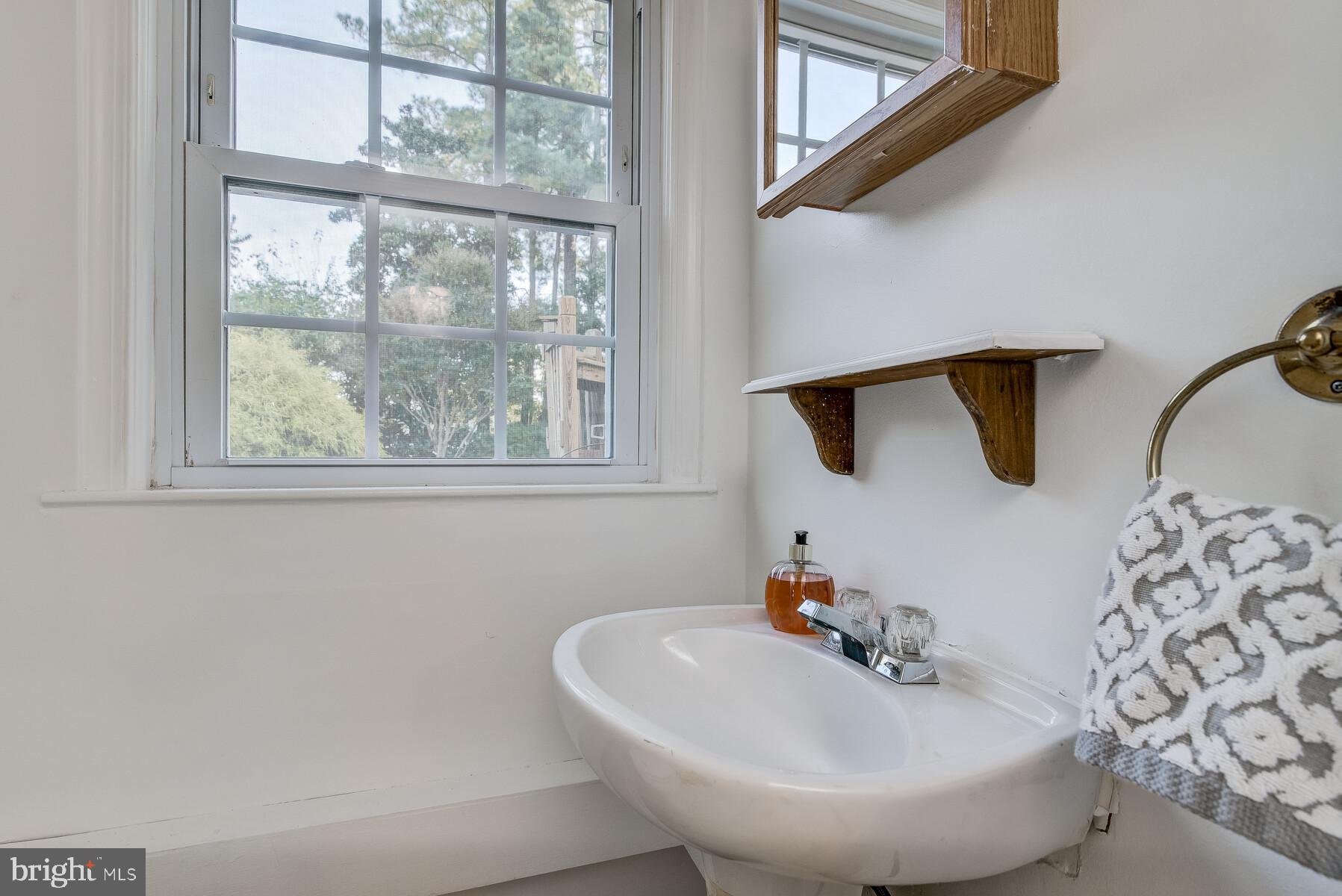5717 Ogden Road Bethesda, MD 20816 - Photo 45 of 58 Powder room