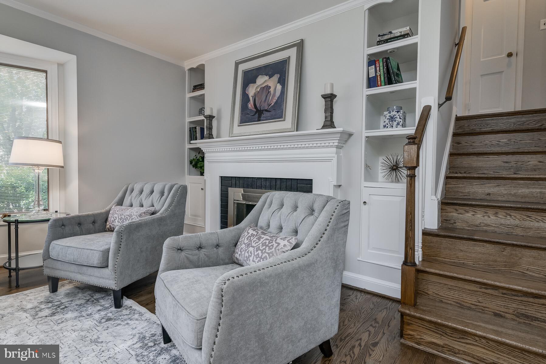 5717 Ogden Road Bethesda, MD 20816 - Photo 9 of 58 Built ins
