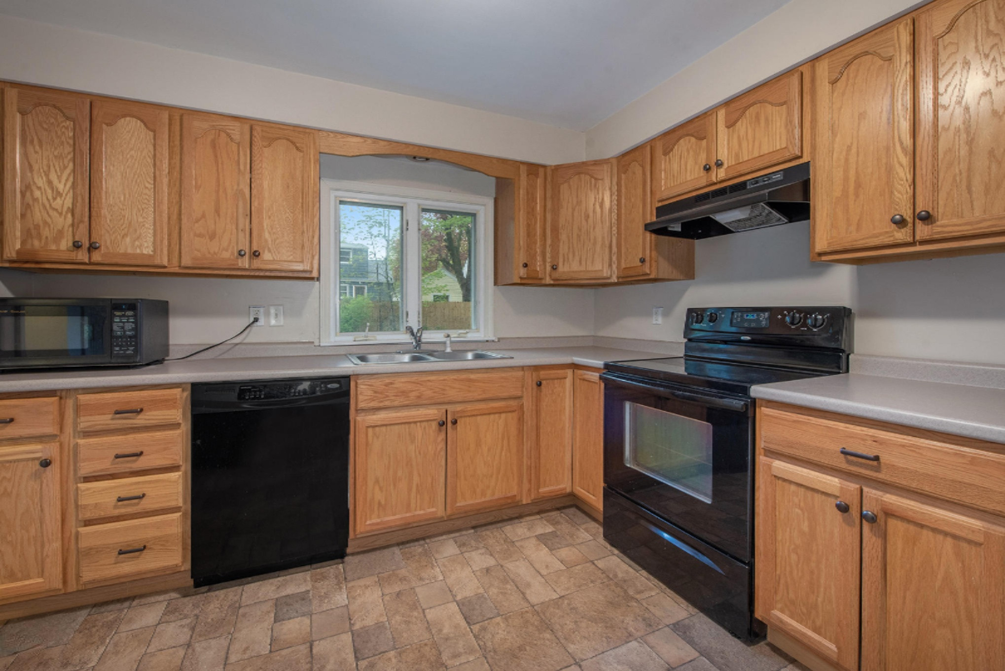 2916 Wellington Road Kalamazoo, MI 49008 - Photo 14 of 20 Wellington Rd_20