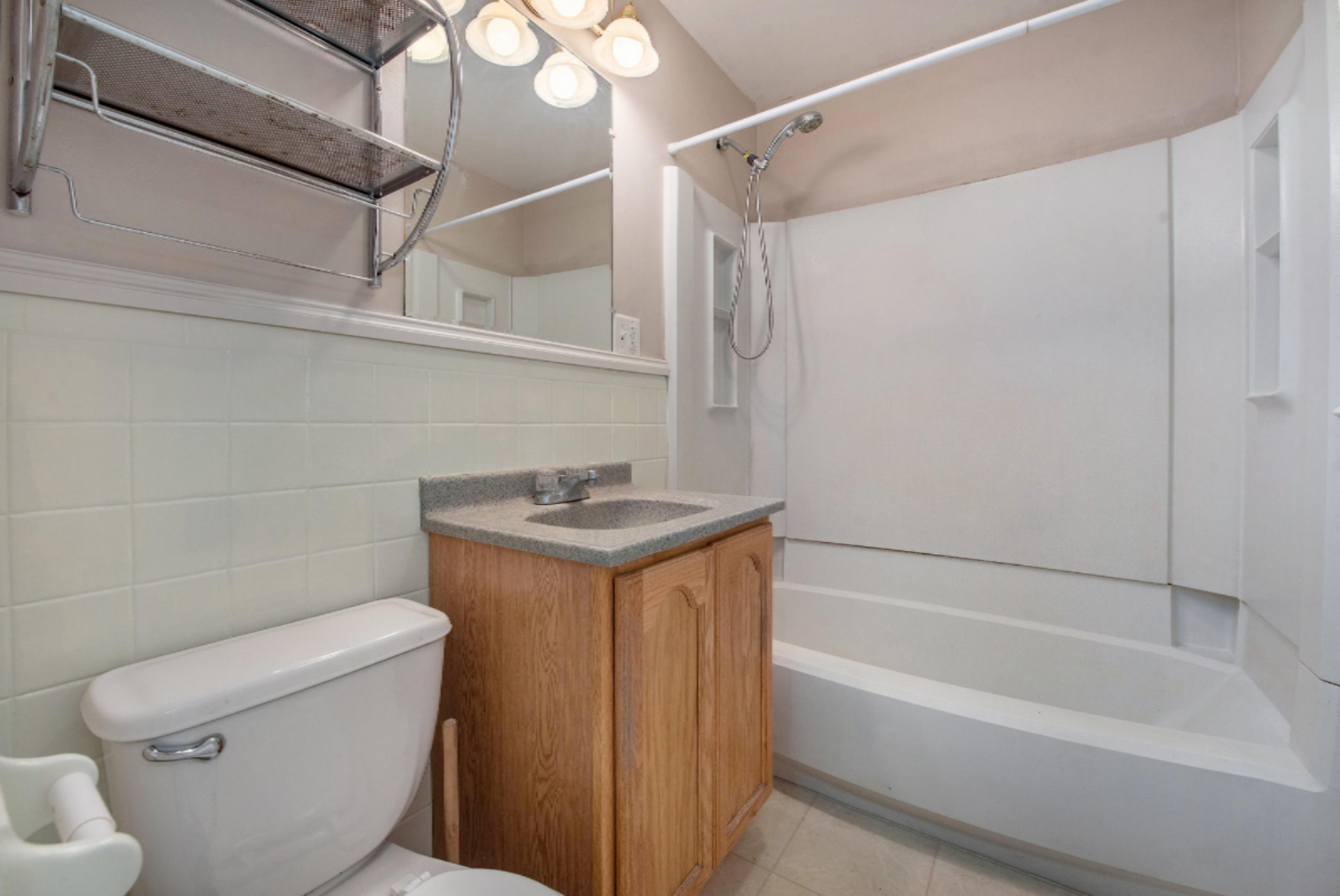 2916 Wellington Road Kalamazoo, MI 49008 - Photo 16 of 20 Wellington Rd_24