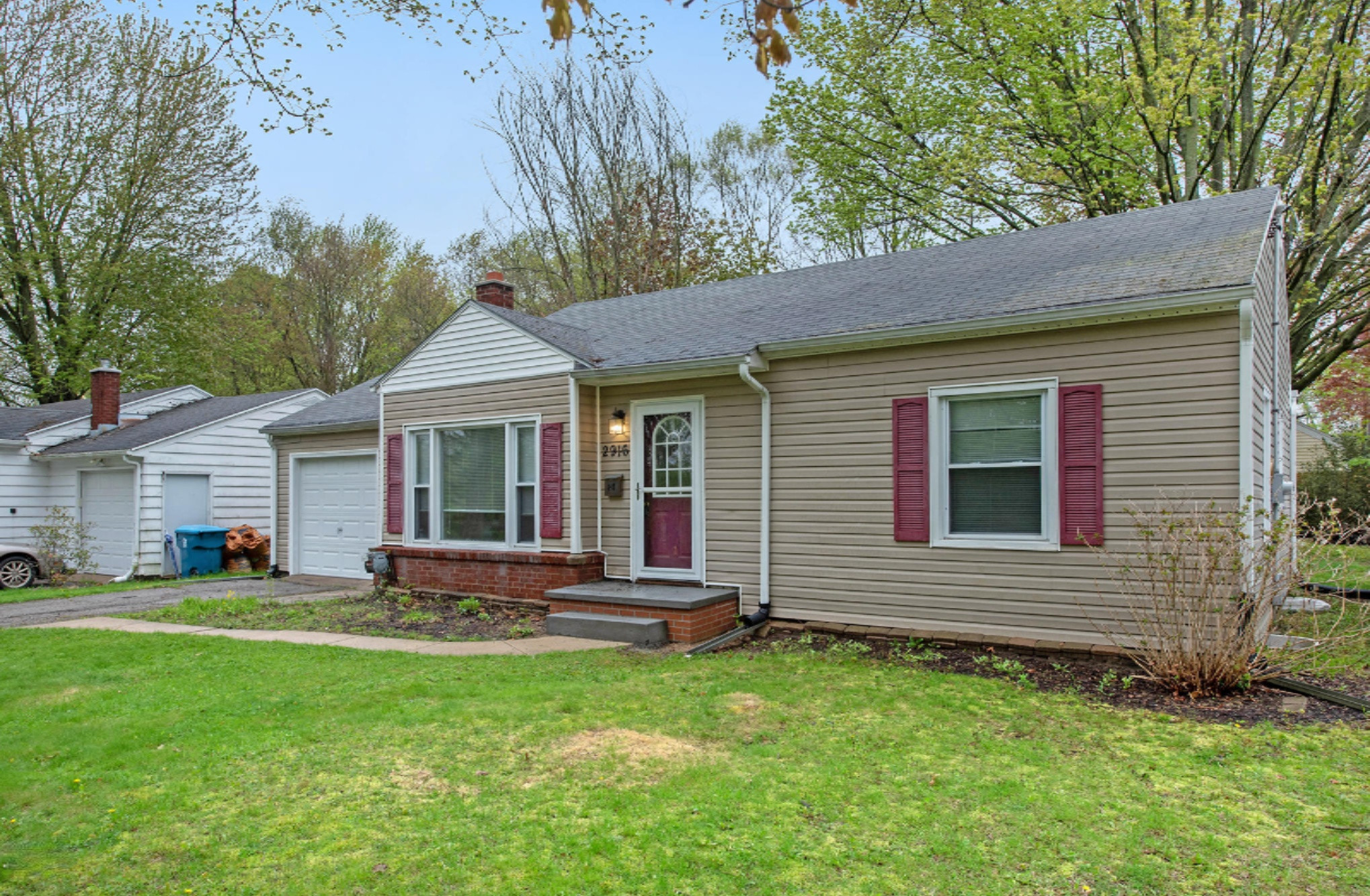 2916 Wellington Road Kalamazoo, MI 49008 - Photo 3 of 20 Wellington Rd_2