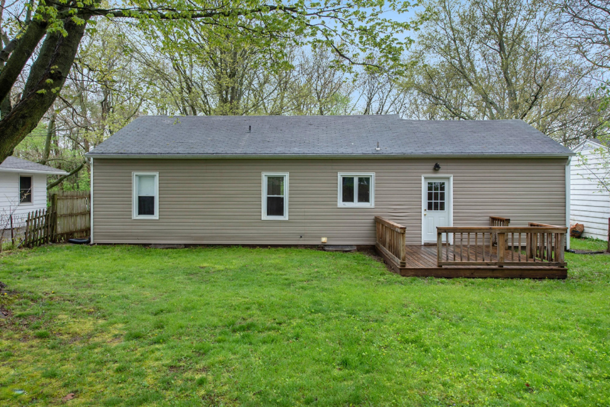 2916 Wellington Road Kalamazoo, MI 49008 - Photo 5 of 20 Wellington Rd_4